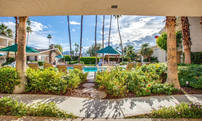 Palm Desert Hotel | Inn at Deep Canyon