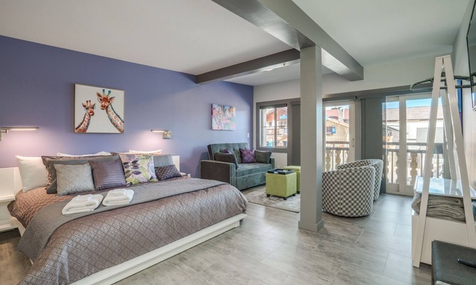 Downtown Leavenworth Condo | Inn On 8th, Suite A - Downtown Studio