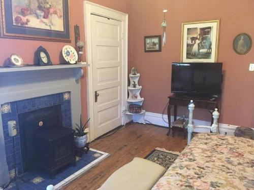 Chester Bed & Breakfast | Inn Upon Moon River Plantation