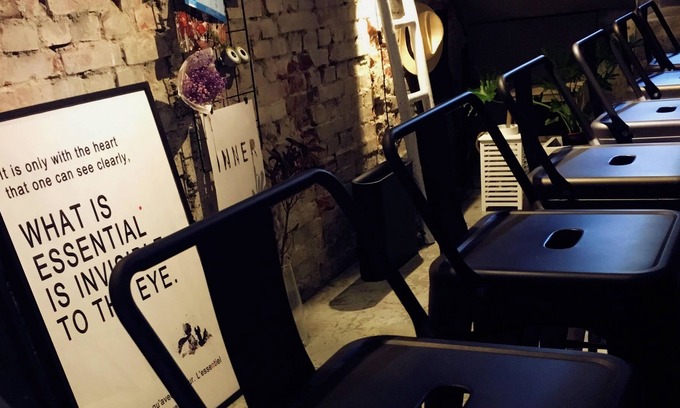 West Central District House | Inner Place