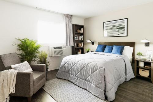 Marietta Hotel | InTown Suites Extended Stay Marietta GA - Roswell Rd