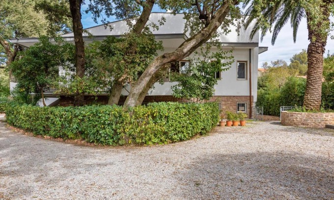 San Vincenzo Apartment | InVilla Seristori, a 50 m dal mare