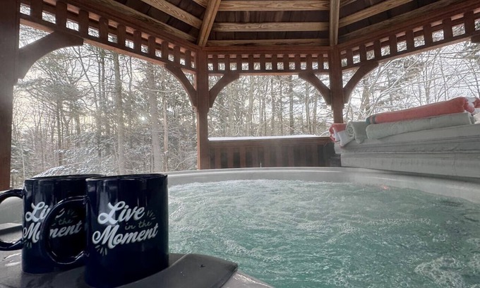 Francestown House | Inviting Condo w Fire Place & Hot Tub