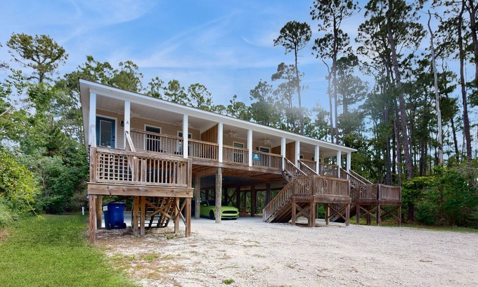 Dauphin Island House | Inviting home near the beach with balcony, full kitchen, central AC, & W/D