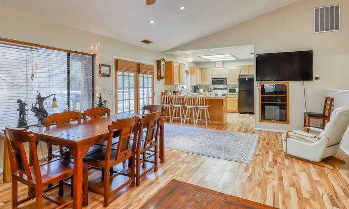 Groveland House | Inviting home with a private hot tub, pool, fireplace, golf, grill & kitchen