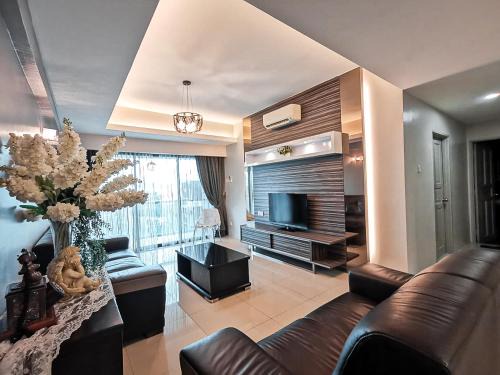 Taman Istana Apartment | Ipoh Town Kinta Riverfront Apartment 7pax by Glamorous