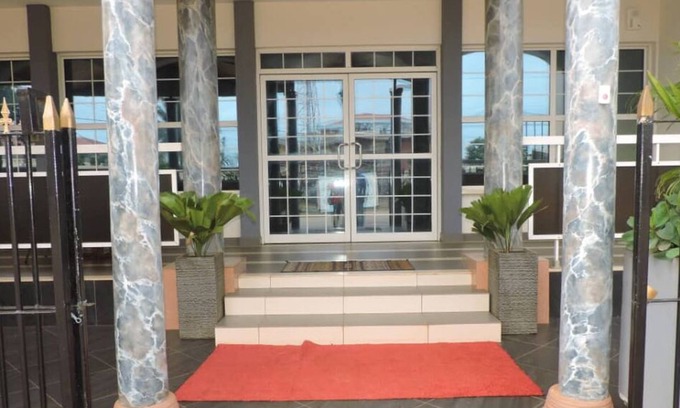Yaounde Hotel | IRIS HOTEL
