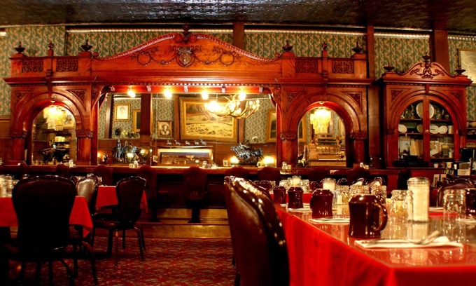 Cody Hotel | Irma Hotel