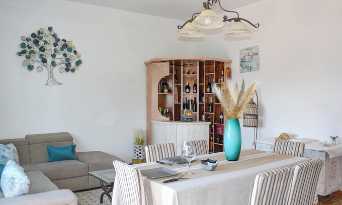 Lu Bagnu House | Isabel House