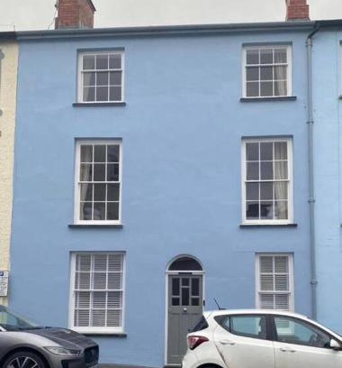 Aberdovey House | Isfryn, holiday home in Aberdyfi