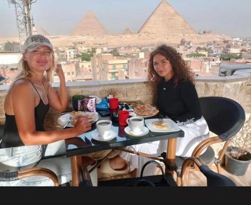 Al Haram Bed & Breakfast | Isis pyramids