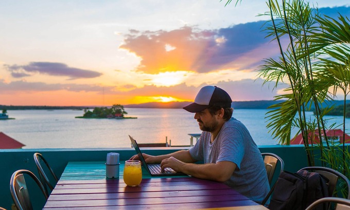 Flores Hotel | Isla de Flores Hotel