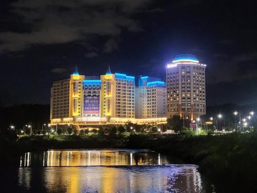 Uijeongbu Hotel | Island Castle Hotel & Waterpark