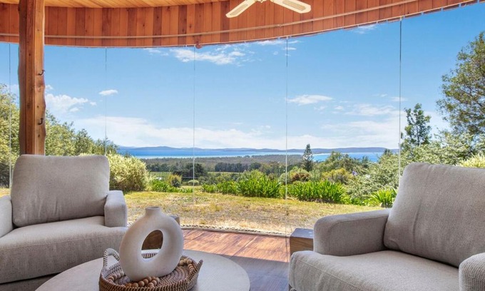 Adventure Bay House | Island Cottage - Bruny Island