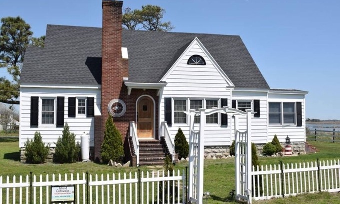 Deep Hole House | Island Generations - Water Access, Boat Docking