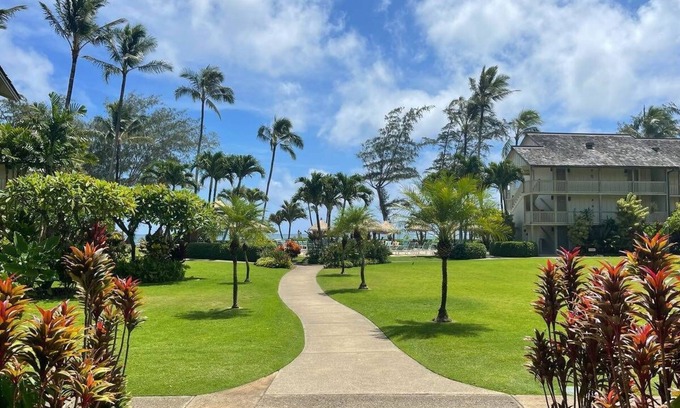 Wailua Apartment | Islander on the beach Unit 156 - Partial Ocean View