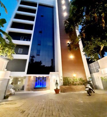 Onamthuruth Hotel | Iswarya Residency