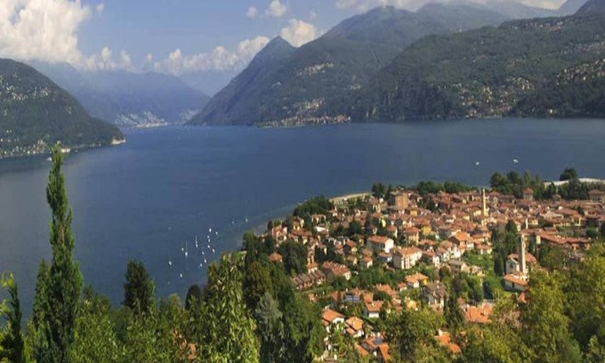 Maccagno House | Charming Home by Lake with Scenic Trails