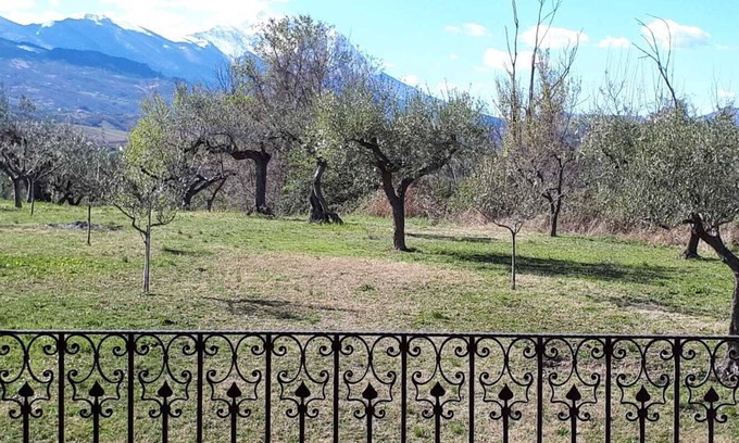 Loreto Aprutino Villa | Ancient farmhouse with vaulted ceilings, surrounded by centuries-old olive trees and splendid views