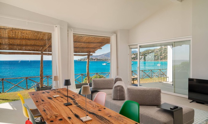 Torre delle Stelle Villa | New Property - Villa Jovis: Modern, Waterfront, Sea access, SUP