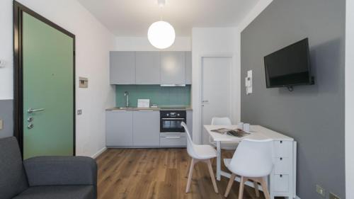 Vedano al Lambro Apartment | Italianway - IV Novembre 50