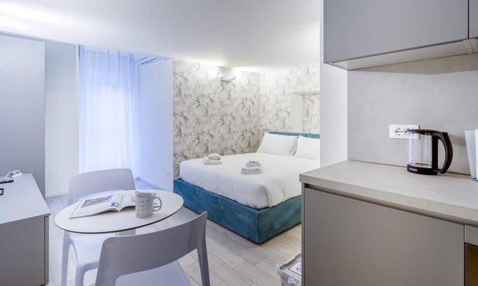 Magenta Apartment | Italianway - The B Village Standard - 07