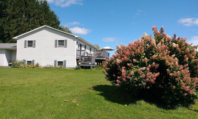 Groton House | ITHACA AREA RETREAT, RELAX GREAT HOUSE IN THE HEART OF THE FINGER LAKES!