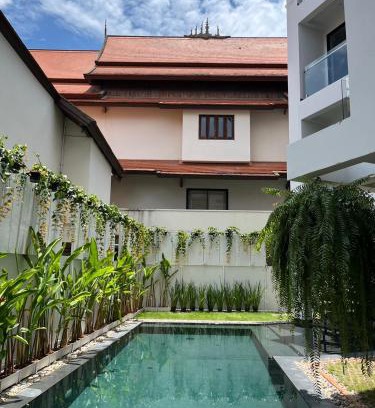 Old City Hotel | iThaphae Hotel