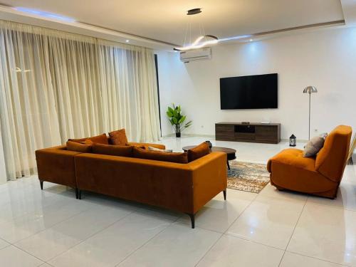 Ngor Apartment | Ixora 2