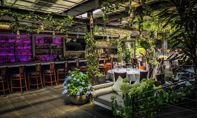 Riverside Hotel | J House Greenwich
