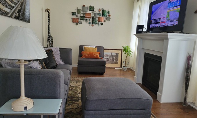 St. Davids Apartment | Jack and Jill private suite, safe and relaxing 2 bedroom apartment @ RoseGlen