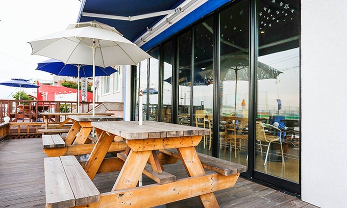 Sokcho House | James Blue Guesthouse