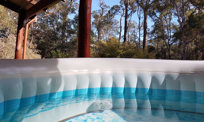 Rosa Glen Cabin | Jarrah Grove Forest Retreat - Adults Only