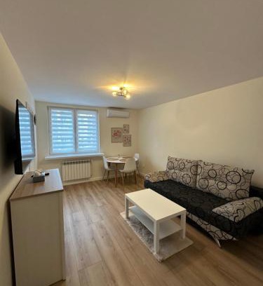 Mielec Apartment | Jasna Kawalerka