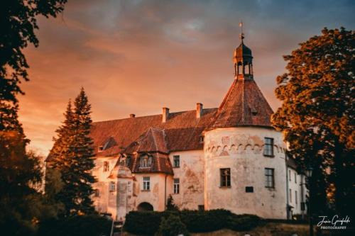 Jaunpils Hotel | Jaunpils pils