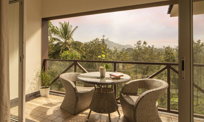 Vayittiri Hotel | Jeevess Retreat Wayanad