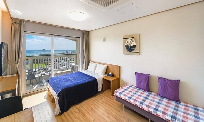 Andeok House | Jeju the Oceanhill Pension