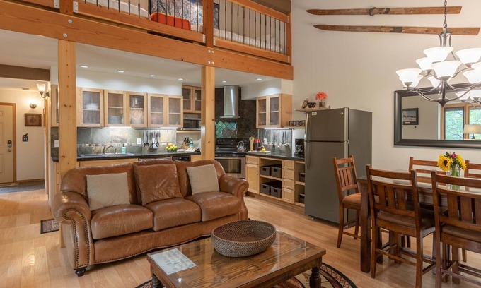 Teton Pines Condo | JHRL - Larkspur 1224, Beautifully renovated, spacious retreat