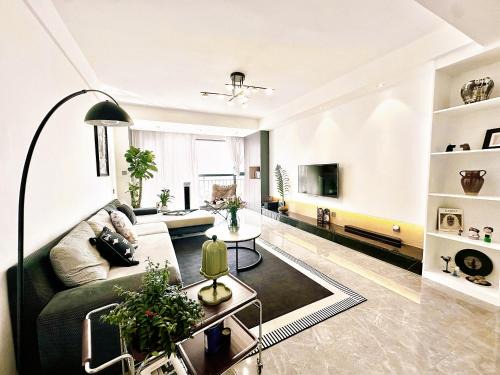 Jianshui County Apartment | Jianshui Our Home Art B&B