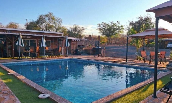 El Triunfo Apartment | Jimmy & Yudy's place