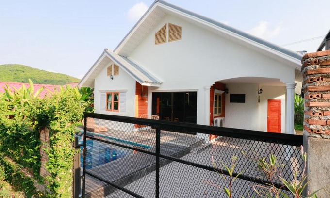 Sattahip Villa | Jirapat Sunny Mode