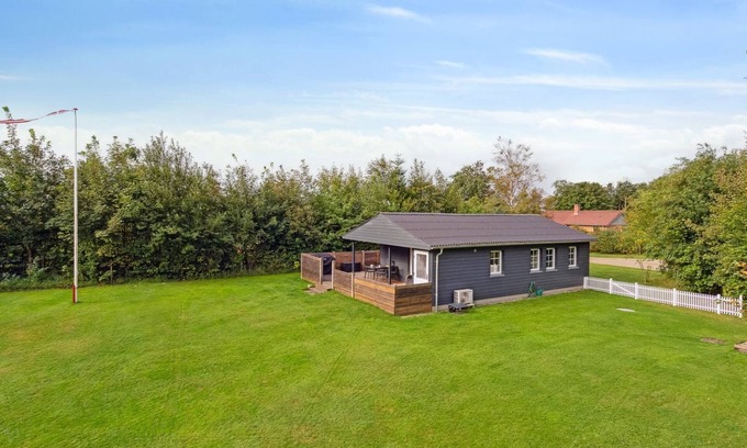 Nøreng House | "Jobst" - 600m to the fjord by Interhome