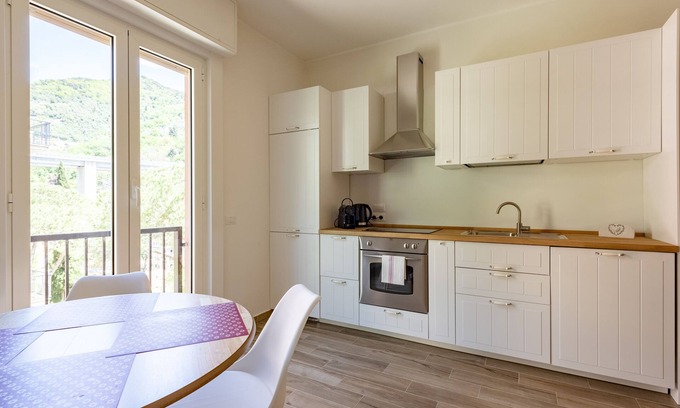 Rapallo Apartment | JOIVY Lele Apartment With Swimming Pool