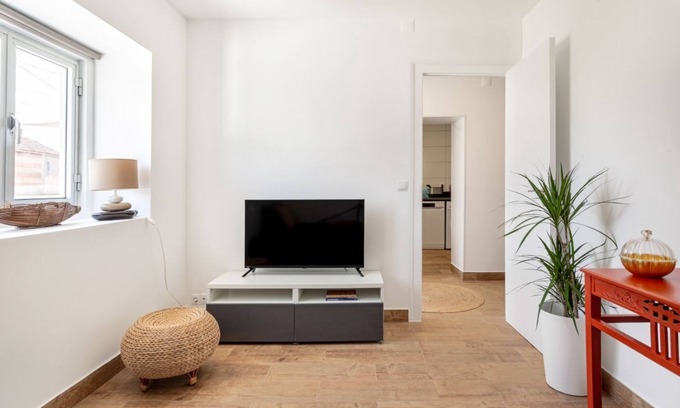 Varzea de Sintra House | JOIVY Quaint house with Patio