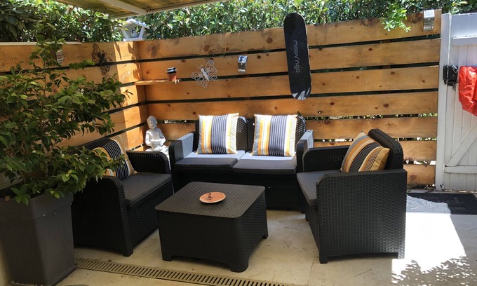 Gassin Condo | Joli Petit Mazet Avec Terrasse en Pleine Nature