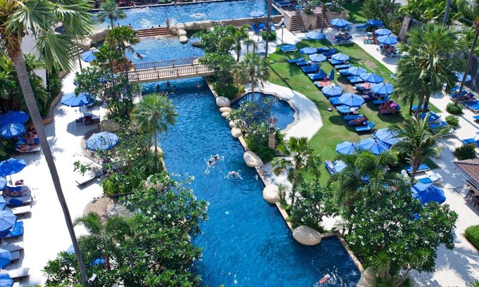 Jomtien Hotel | Jomtien Palm Beach Hotel and Resort