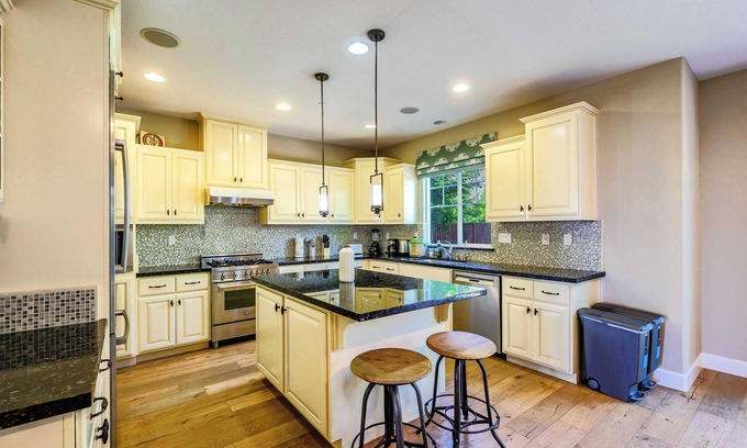 Dublin House | Jordan Ranch Elegance #42213