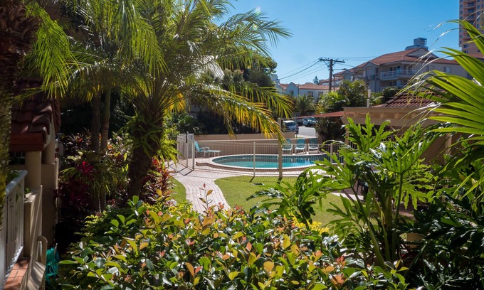 Broadbeach Apartment | Jubilee Views Holiday Apartments