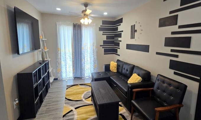 Radcliff Apartment | JuLicia's Place - #1