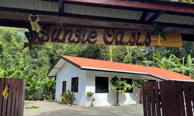 Cahuita House | Jungle oasis , private pool